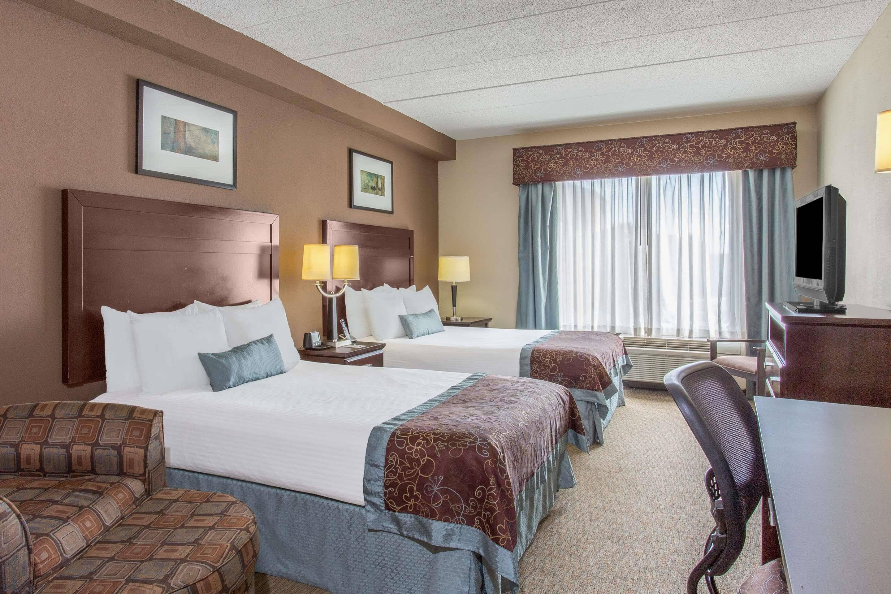 Holiday Inn Fredericksburg - Conference Center By Ihg Exterior photo