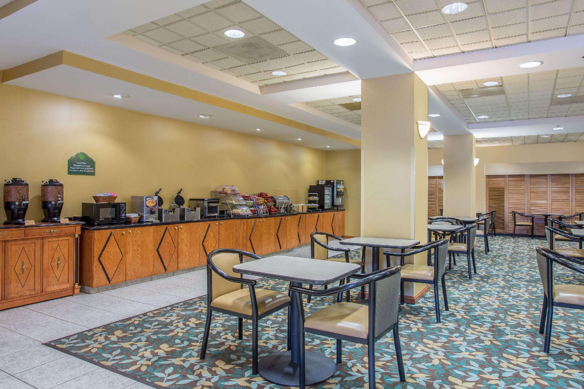 Holiday Inn Fredericksburg - Conference Center By Ihg Exterior photo